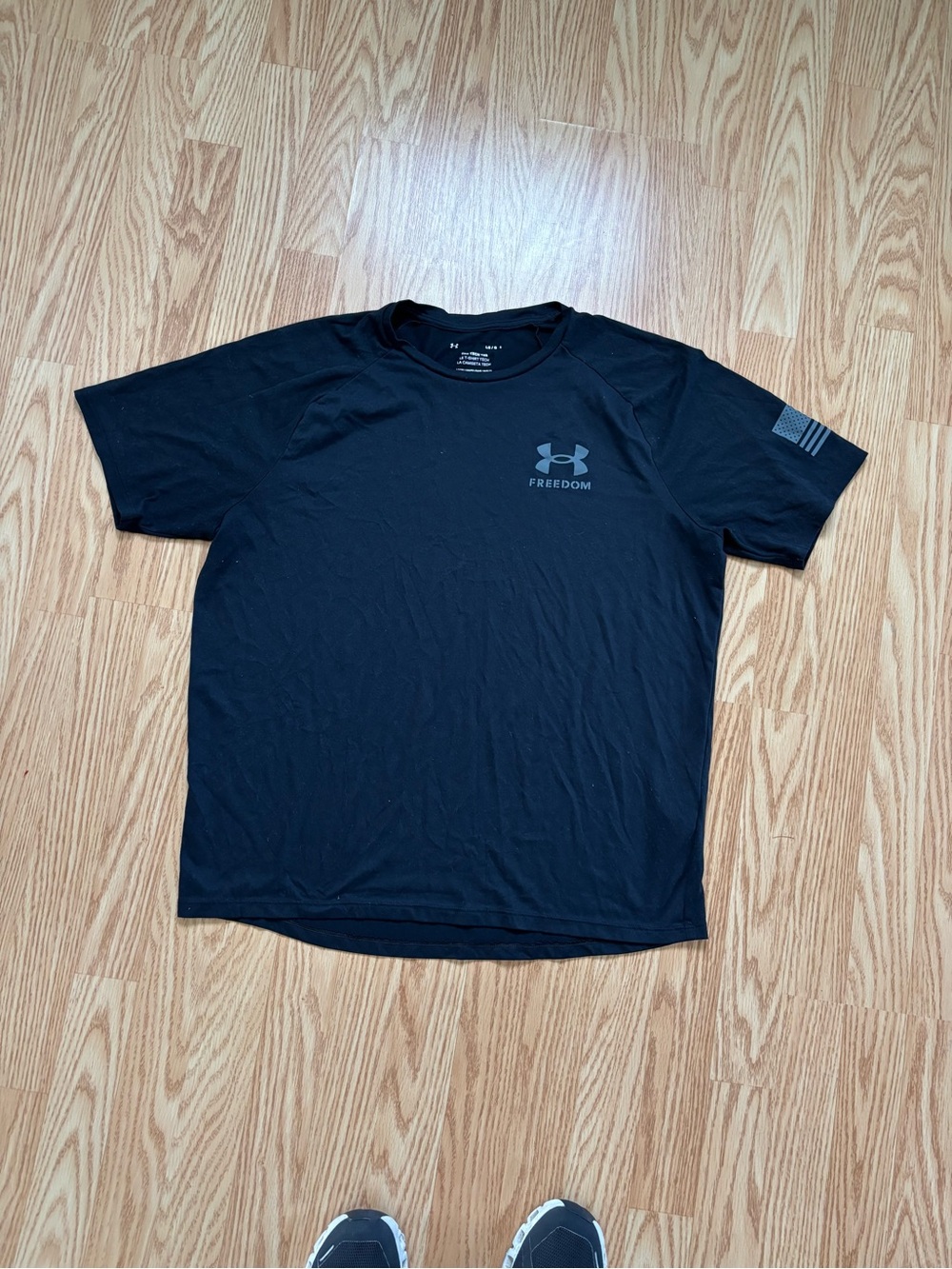 Under Armour Men’s Black Freedom Short-Sleeve Performance tech tee Shirts